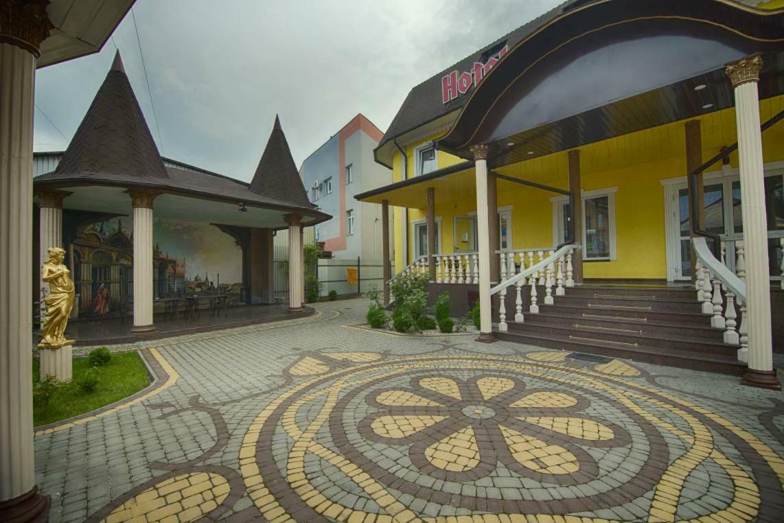 San Marco Hotel Ivano-Frankivs'k Exterior photo